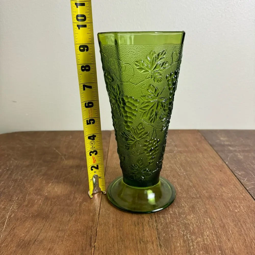 Vintage Anchor Hocking Avocado‎ Green Grape Pattern Embossed Flower Vase
